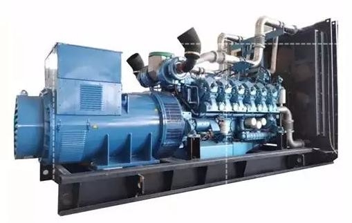 Générateur diesel Weichai de 1500 KVA / 1200 KW réglé sur la protection contre la vitesse 415 V / 240 V